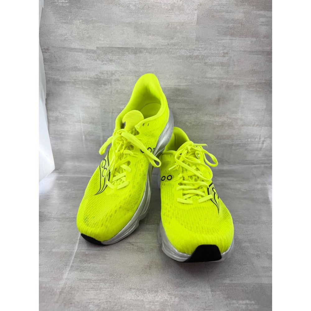 Saucony Kinvara 14 Men Running Shoes Neon Yellow Silver S21020-286 Size 11.5